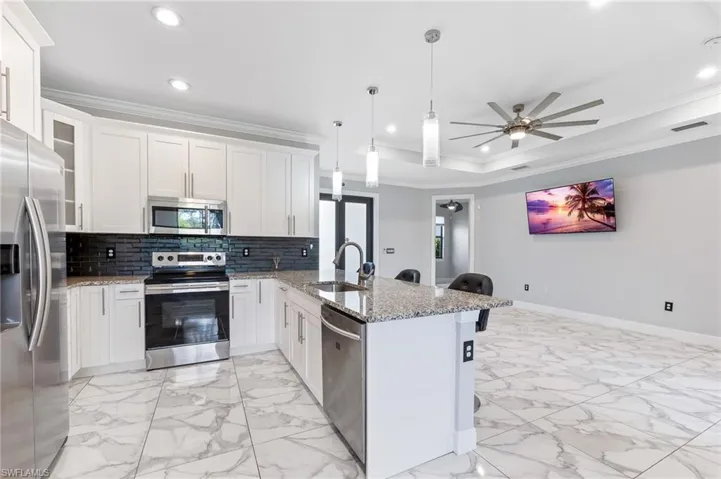 133  14th NE ST, Naples, FL 34120