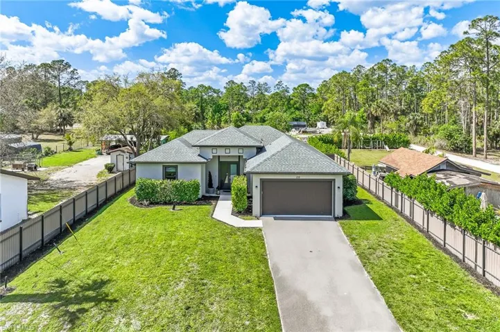 133  14th NE ST, Naples, FL 34120