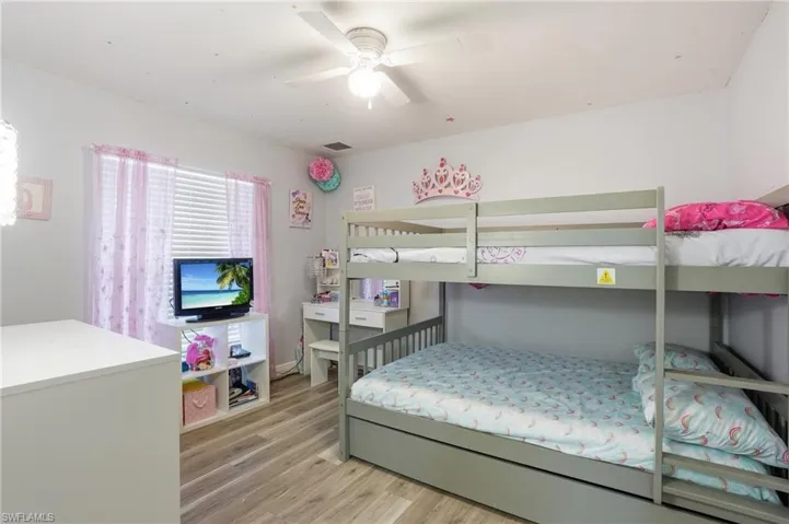 906 Venice Ave N, Lehigh Acres, Florida 33971