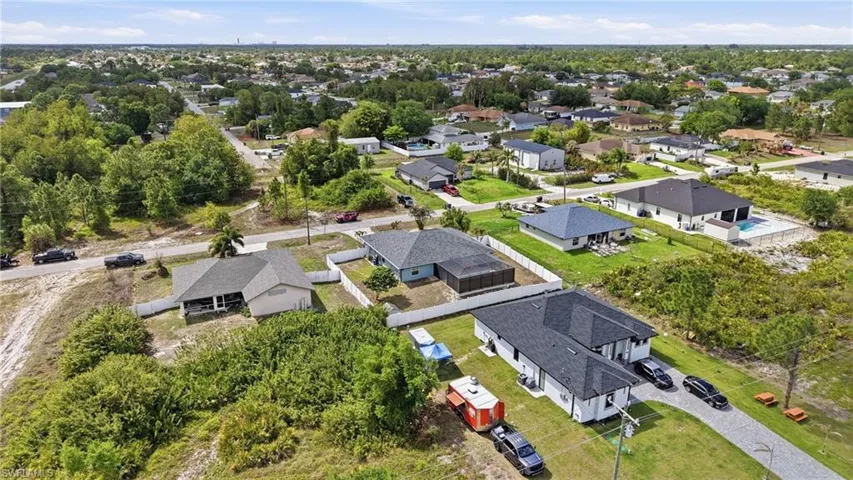 906 Venice Ave N, Lehigh Acres, Florida 33971