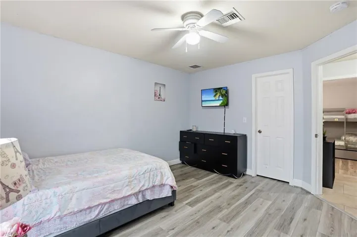 906 Venice Ave N, Lehigh Acres, Florida 33971