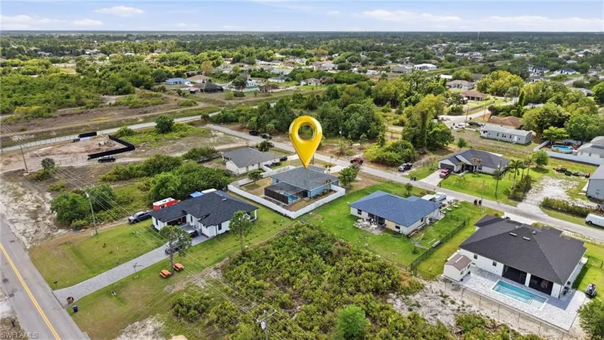 906 Venice Ave N, Lehigh Acres, Florida 33971