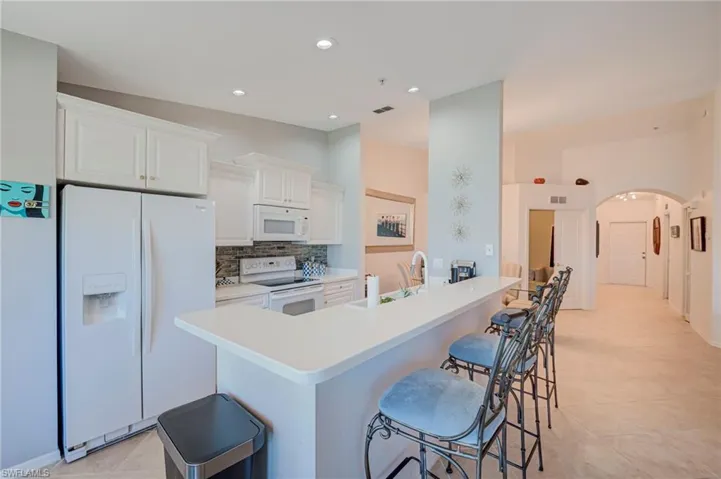 Kitchen with breakfast bar seating