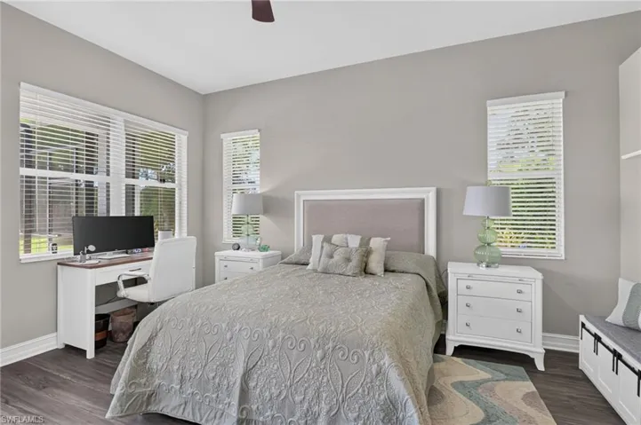 6062 Divot Ct, Naples, Florida 34113