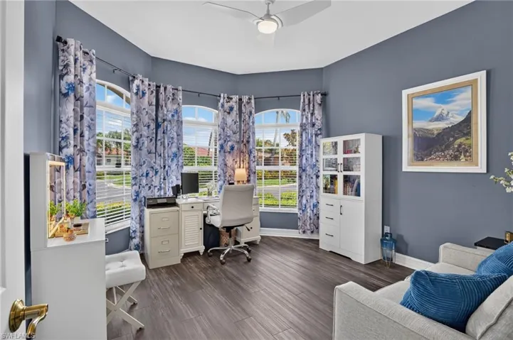 6062 Divot Ct, Naples, Florida 34113