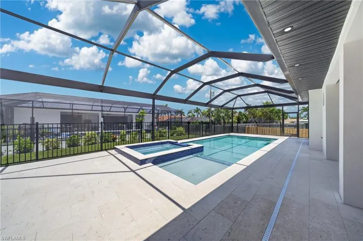 3914 Se 20th Ave, Cape Coral, Florida 33904
