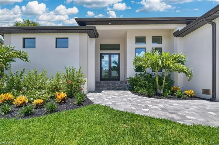 3914 Se 20th Ave, Cape Coral, Florida 33904
