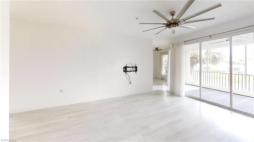2185  Arielle  DR, Naples, FL 34109