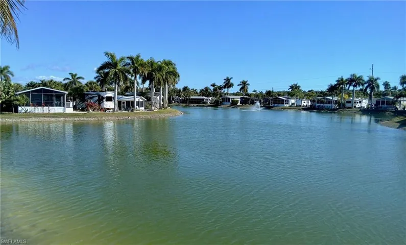 1079  Diamond Lake  CIR, Naples, FL 34114