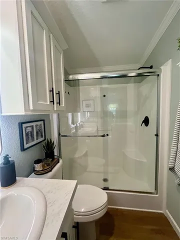 1079  Diamond Lake  CIR, Naples, FL 34114