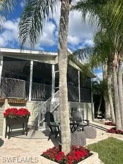1079  Diamond Lake  CIR, Naples, FL 34114