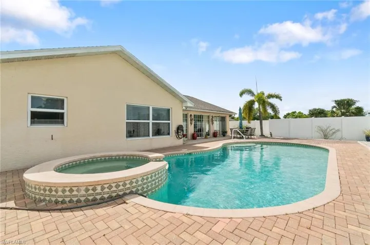 4345  54th NE AVE, Naples, FL 34120