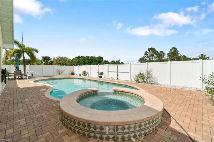 4345  54th NE AVE, Naples, FL 34120