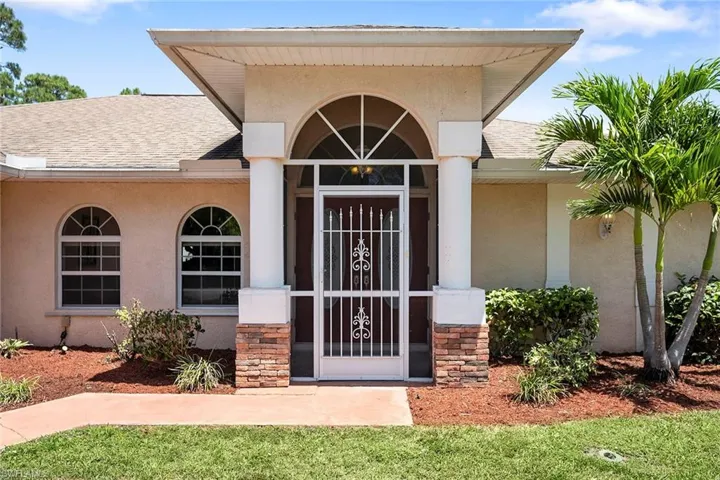 2908  14th W ST, Lehigh Acres, FL 33971