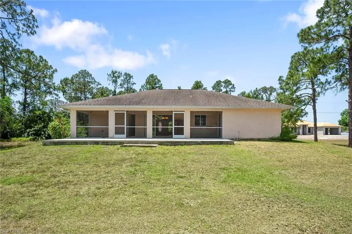 2908  14th W ST, Lehigh Acres, FL 33971