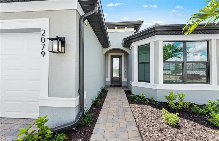 2079  Freemont  WAY, Naples, FL 34120