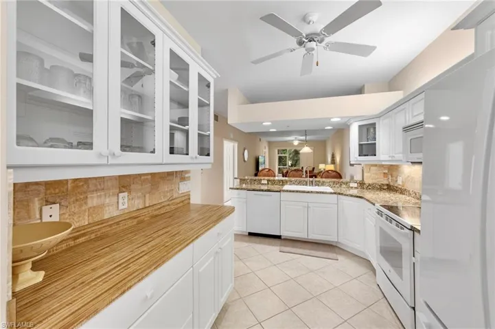2370 Hidden Lake Ct 8301, Naples, Florida 34112