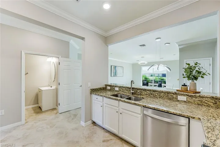 2736 Blossom Way, Naples, Florida 34120