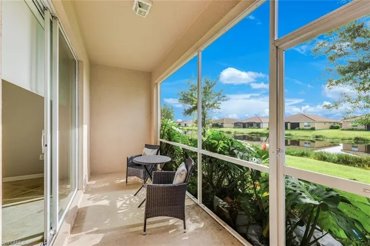 2736 Blossom Way, Naples, Florida 34120