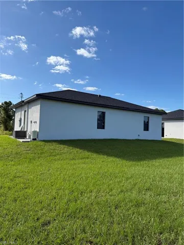 365 Butler Ave S, Lehigh Acres, Florida 33974