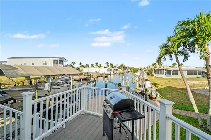 17630  Stevens  BLVD, Fort Myers Beach, FL 33931