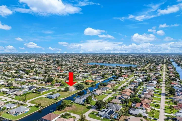 615 Se 19th Ct, Cape Coral, Florida 33990