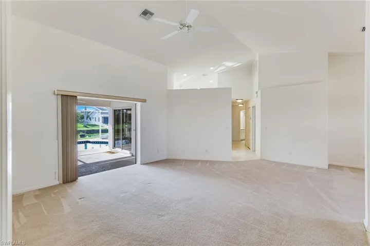 615 Se 19th Ct, Cape Coral, Florida 33990