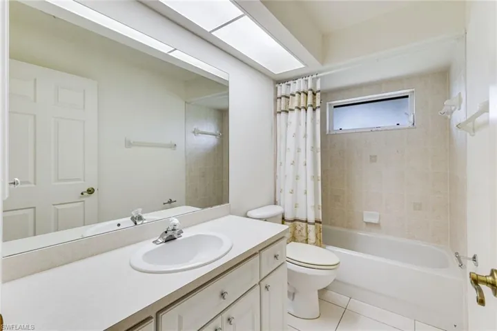 615 Se 19th Ct, Cape Coral, Florida 33990