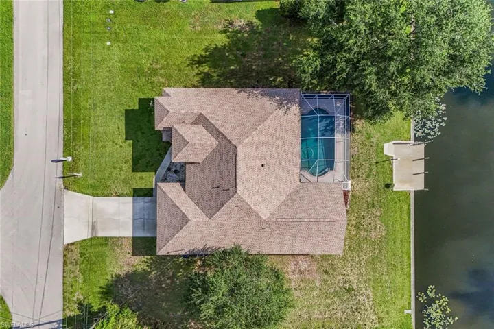 615 Se 19th Ct, Cape Coral, Florida 33990