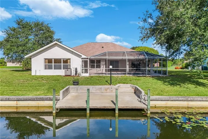 615 Se 19th Ct, Cape Coral, Florida 33990