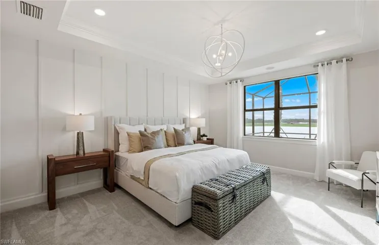 Photos are from a model home and are for illustration purposes only.