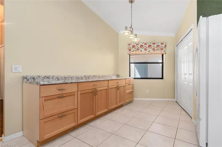 10 ' counter for food prep and extra storage