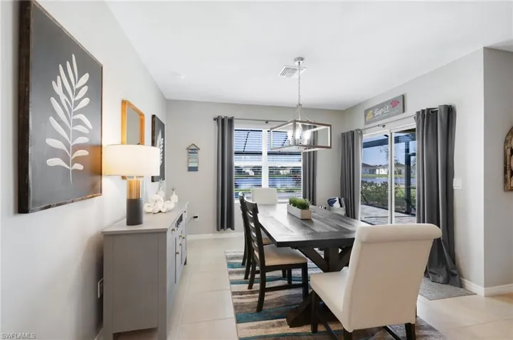 8915  Cascade Price  CIR, North Fort Myers, FL 33917