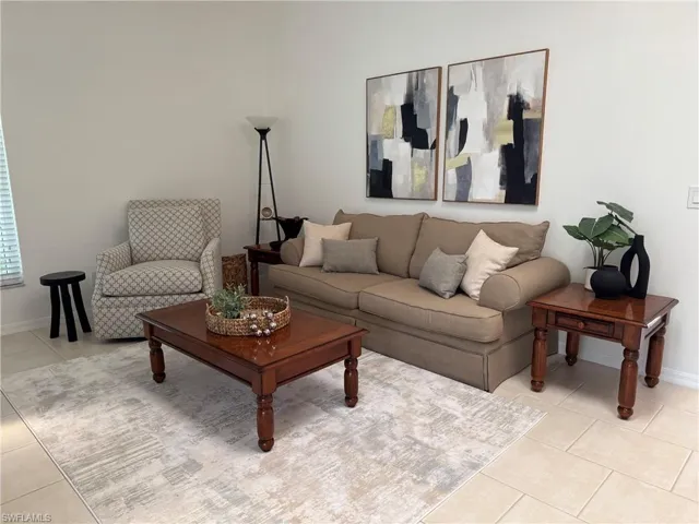 9120 Greenleaf Ct, Fort Myers, Florida 33919