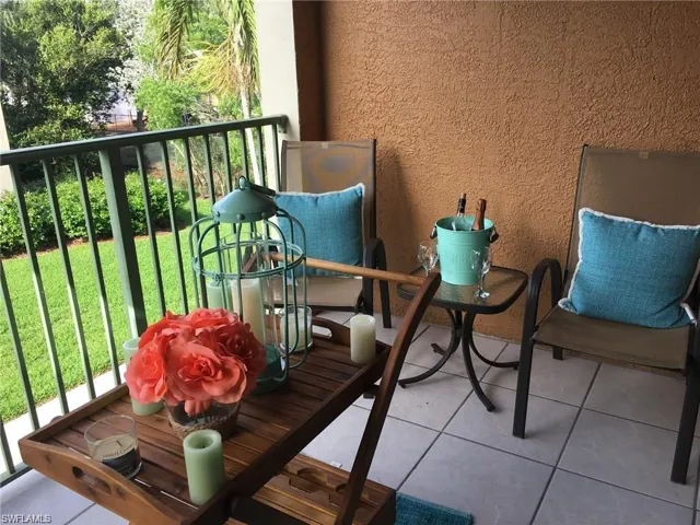 1220 Wildwood Lakes Blvd 201, Naples, Florida 34104