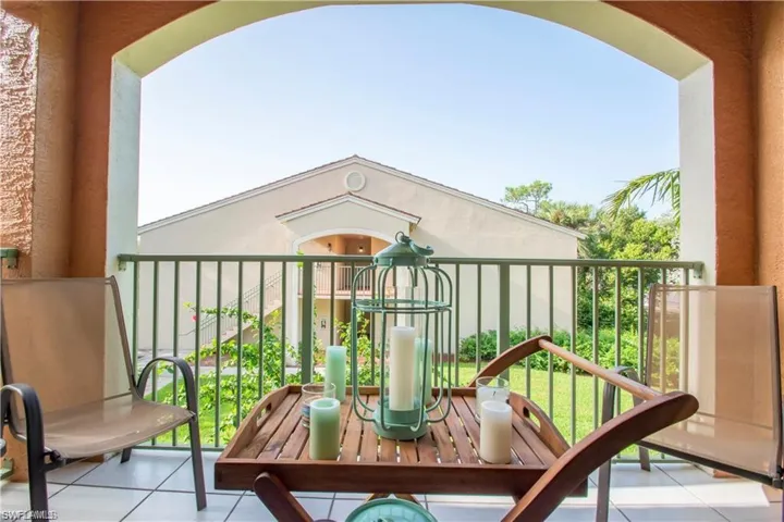 1220 Wildwood Lakes Blvd 201, Naples, Florida 34104