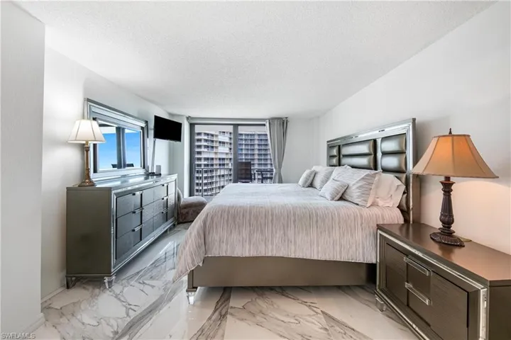 320  Seaview  CT, Marco Island, FL 34145