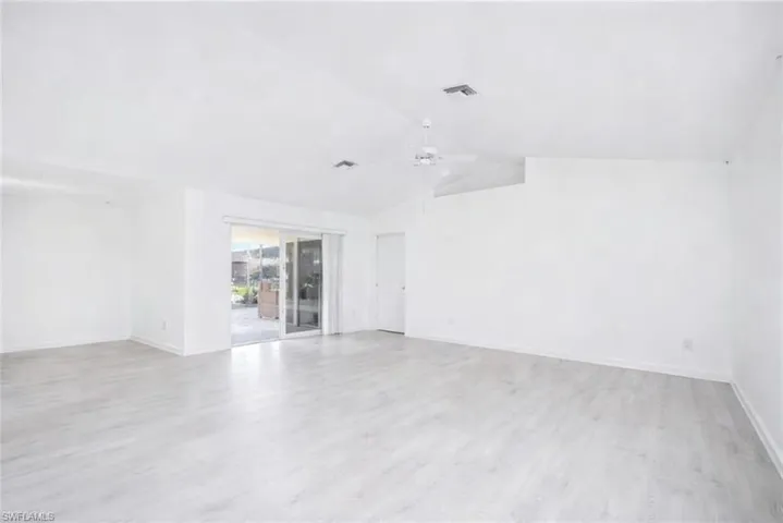 3221 NE 15th  PL, Cape Coral, FL 33909