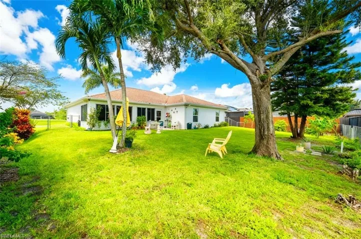 3221 NE 15th  PL, Cape Coral, FL 33909