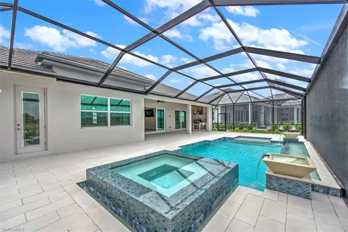 17211 Blue Sapphire Dr, Fort Myers, Florida 33913