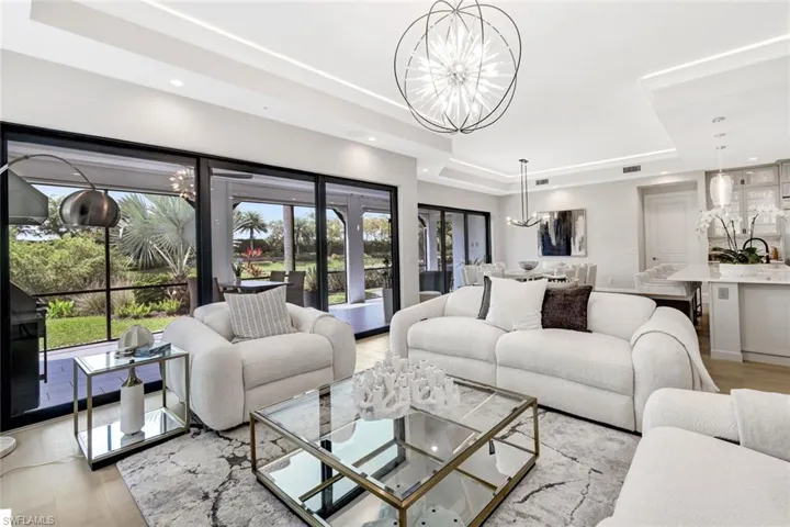16328 Corsica Way 101, Naples, Florida 34110