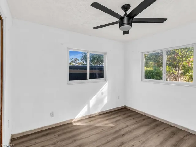 1686  Temple  TER, North Fort Myers, FL 33917