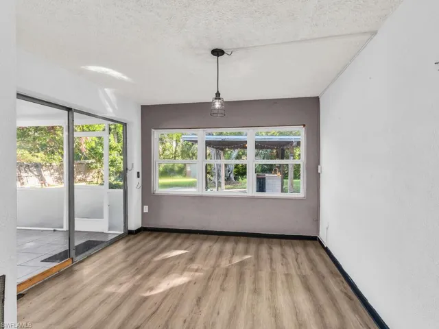 1686  Temple  TER, North Fort Myers, FL 33917