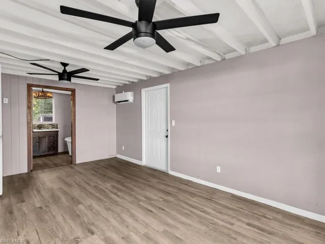 1686  Temple  TER, North Fort Myers, FL 33917