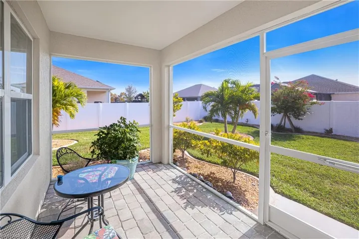 1018 Nw 19th St, Cape Coral, Florida 33993