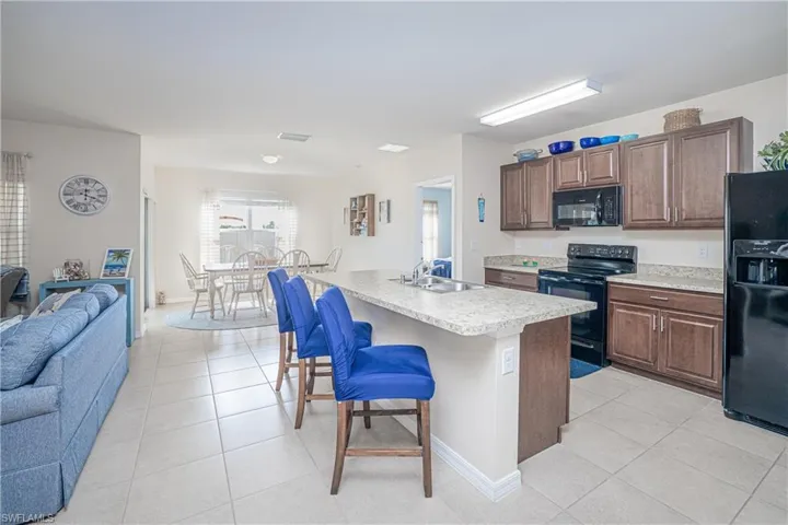 1018 Nw 19th St, Cape Coral, Florida 33993