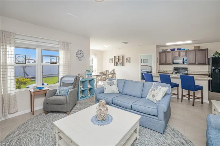 1018 Nw 19th St, Cape Coral, Florida 33993