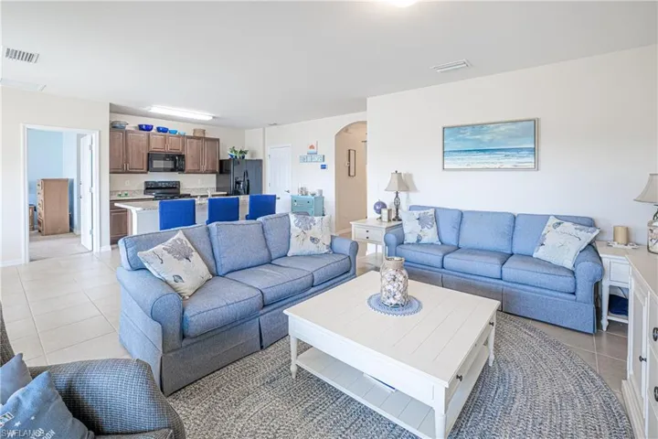 1018 Nw 19th St, Cape Coral, Florida 33993