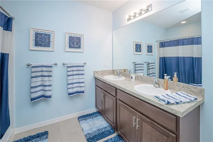 1018 Nw 19th St, Cape Coral, Florida 33993