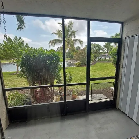 Lanai with Water View!
